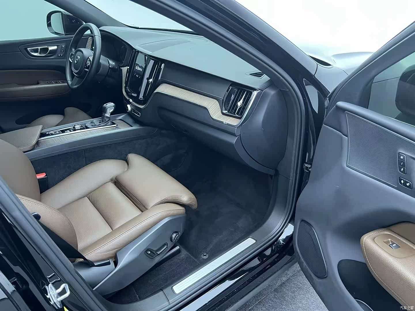 Volvo XC60, 2021 14