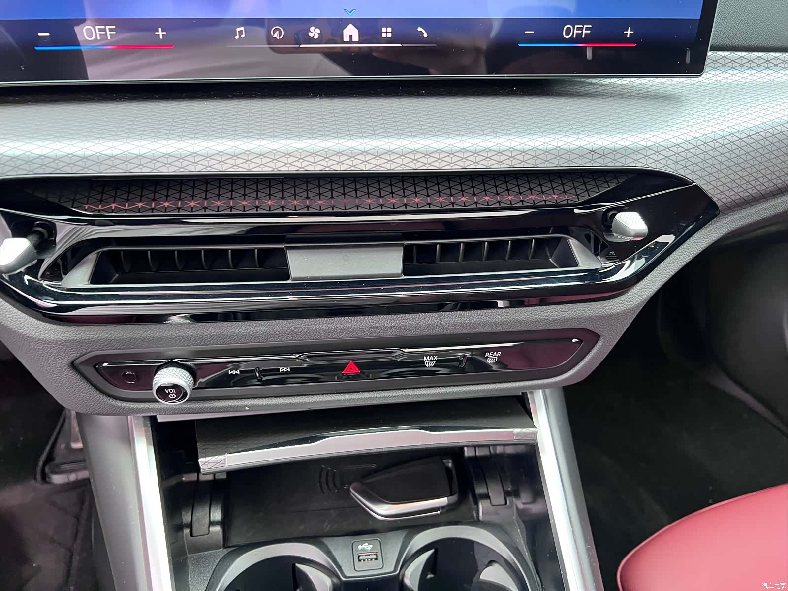BMW 4 Series, 2025 10