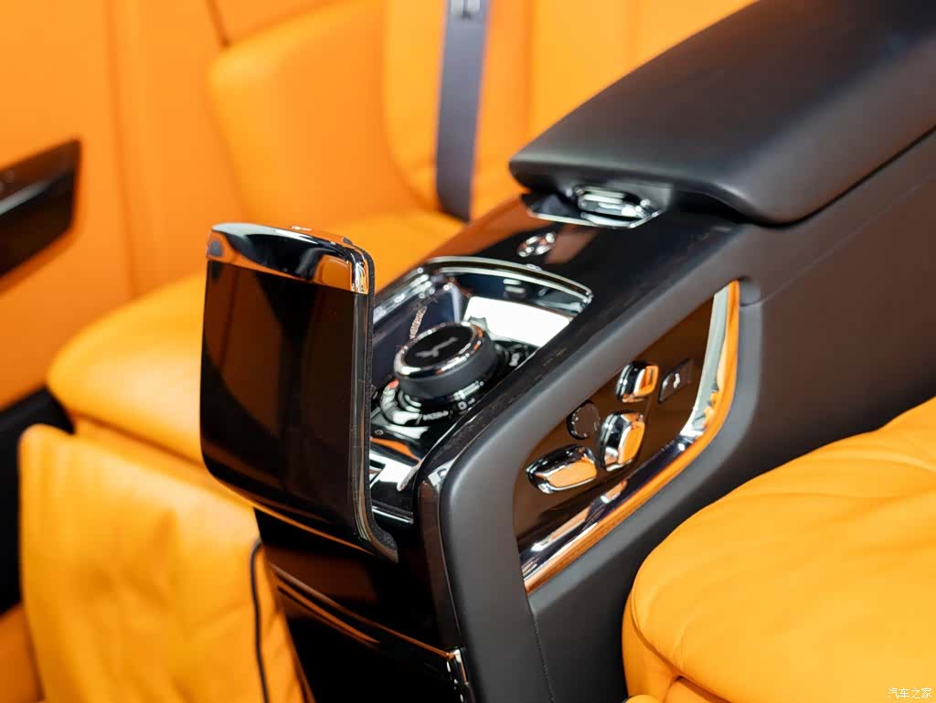 Rolls-Royce Phantom, 2022 15