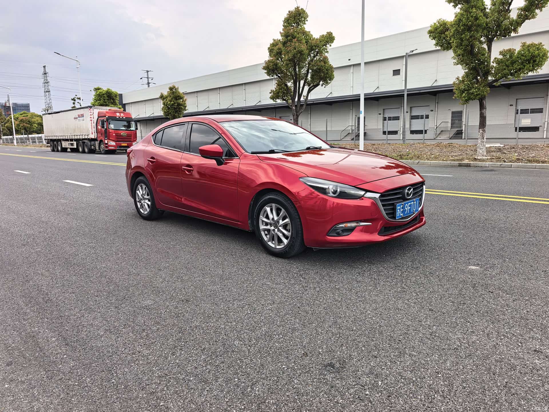 Mazda Mazda3, 2017 3