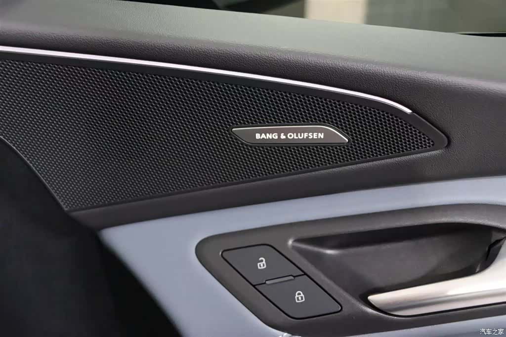 Audi e-tron, 2025 12