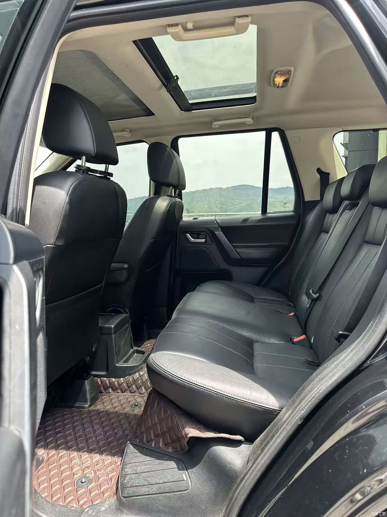 Land Rover SD4, 2014 9