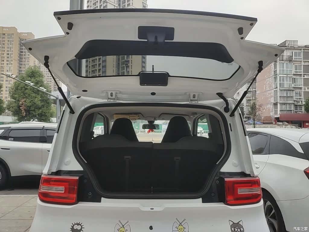 Wuling MINIEV, 2021 19