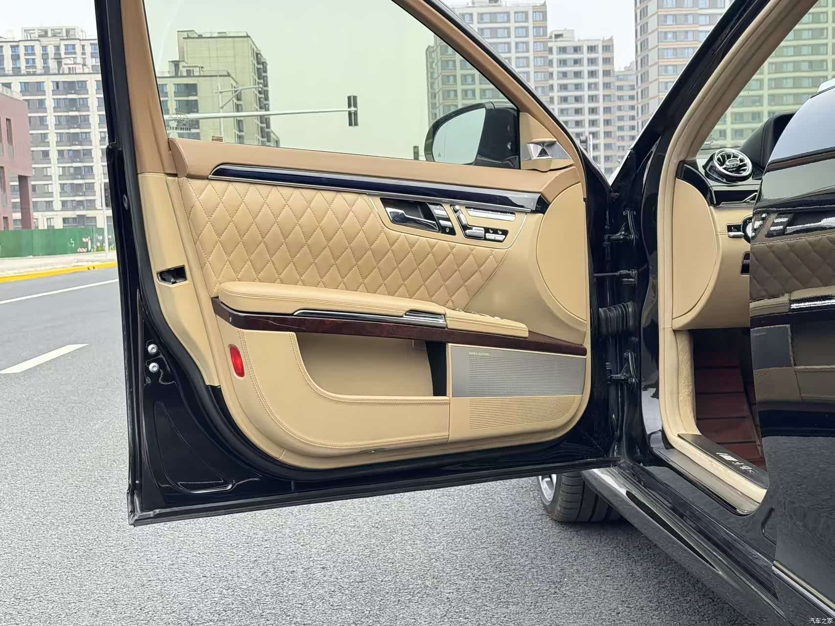 Mercedes-Benz S-Class, 2010 11