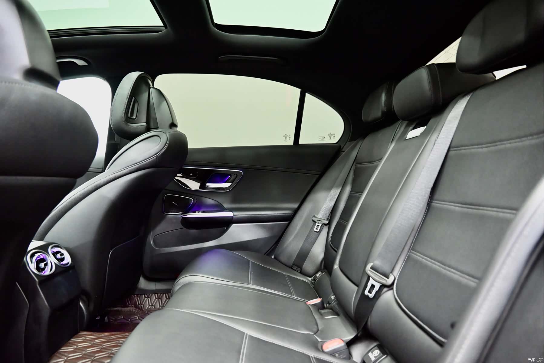 Mercedes-Benz C-Class, 2022 8