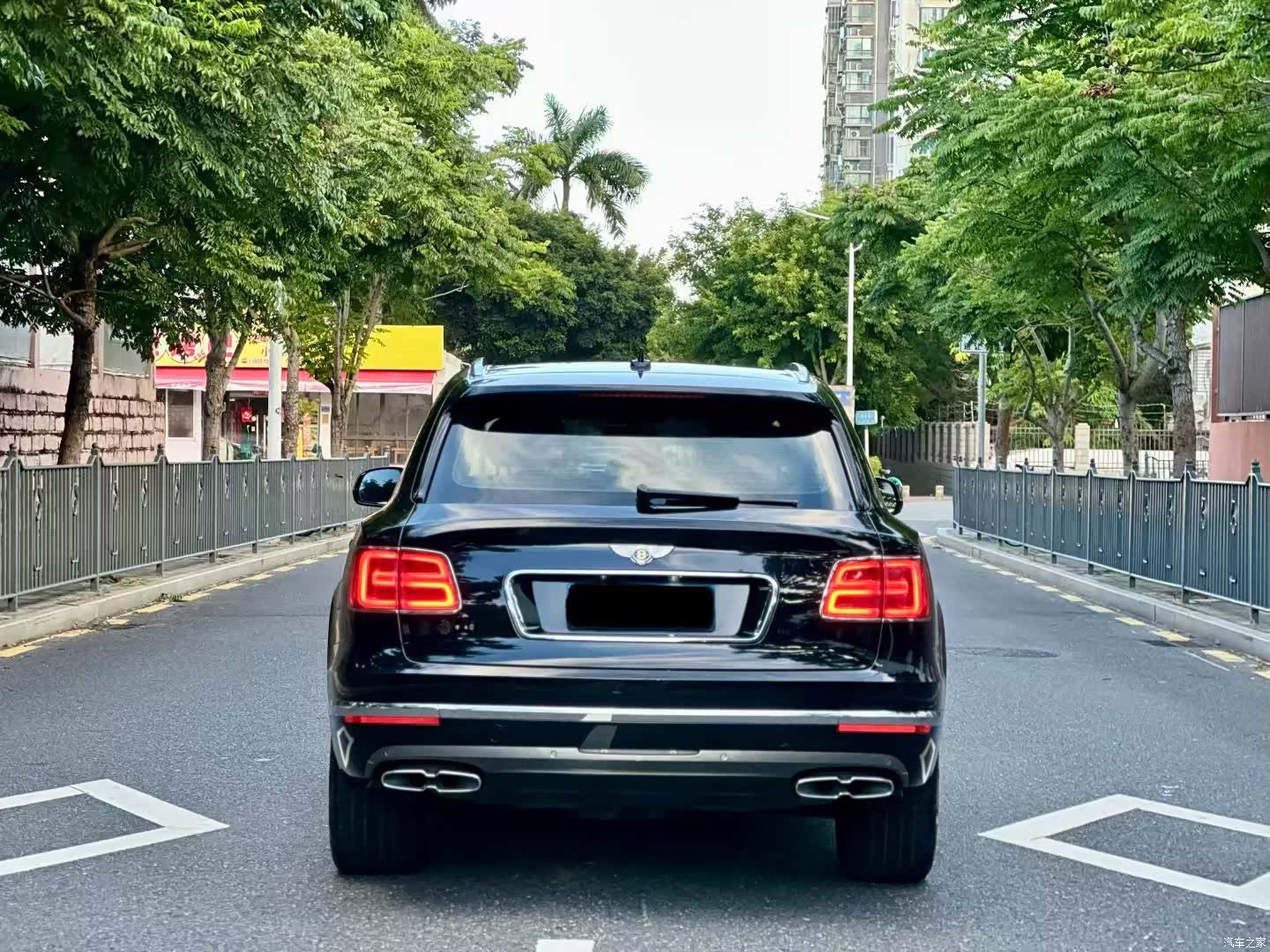 Bentley Bentayga, 2019 все фото