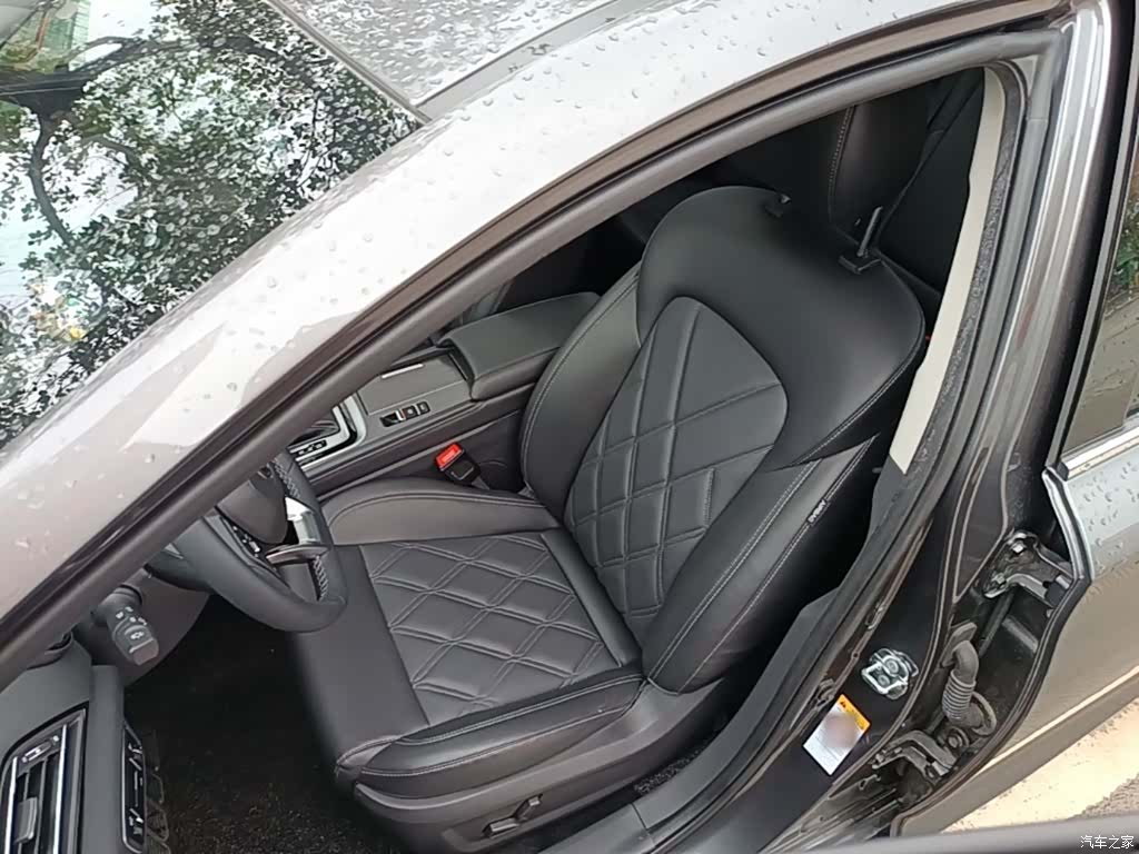 Changan CC, 2022 15