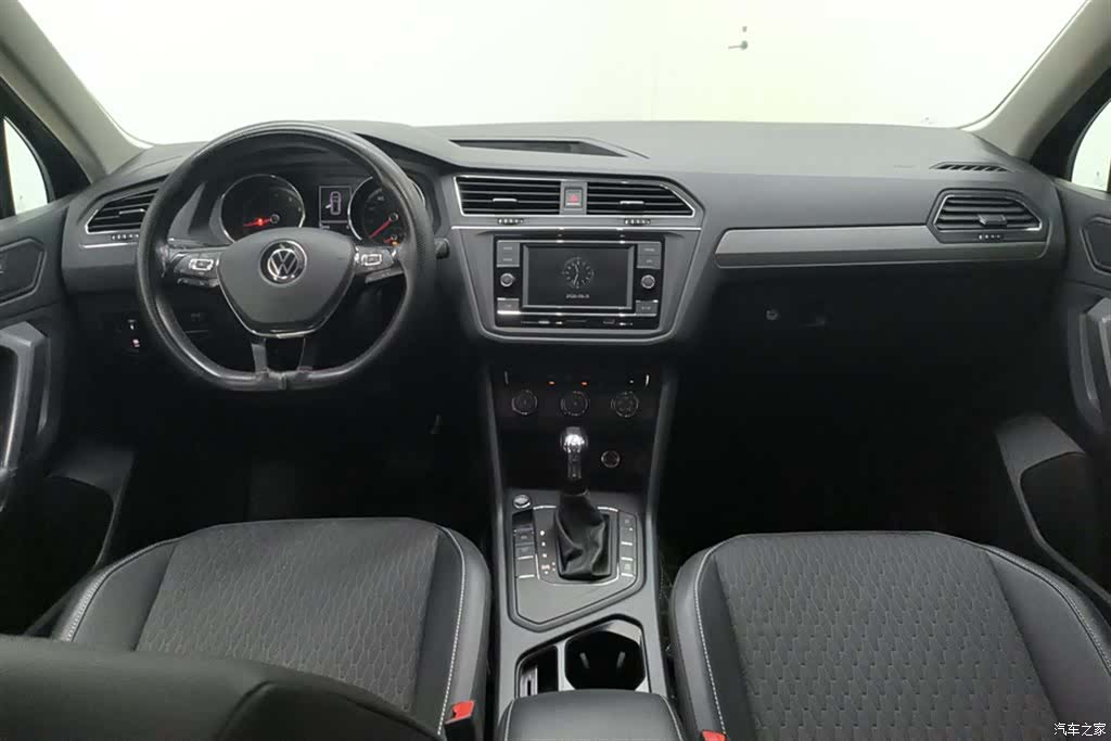 Volkswagen Tiguan L, 2021 12