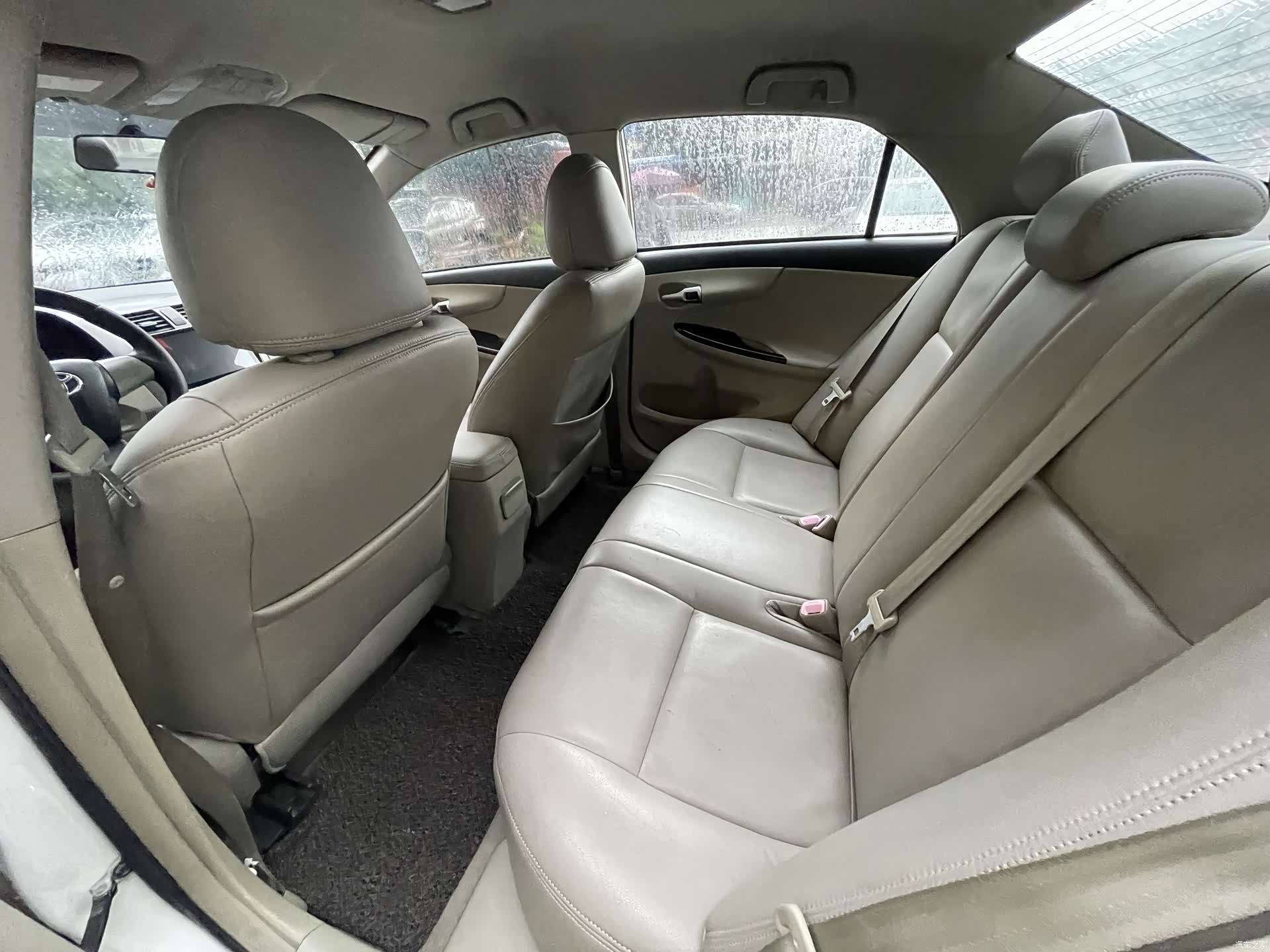 Toyota Corolla, 2012 8