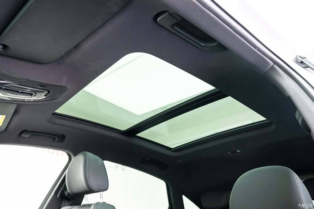 Audi Q5L, 2024 23