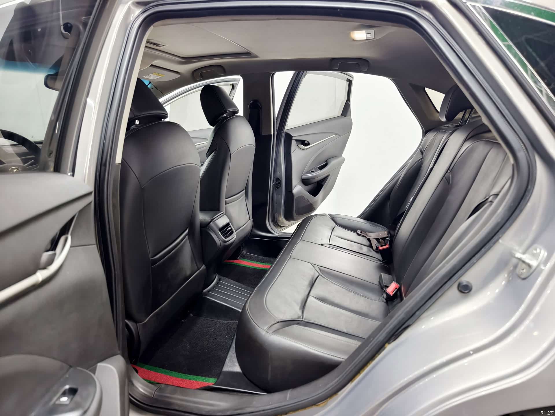 Buick V, 2019 13