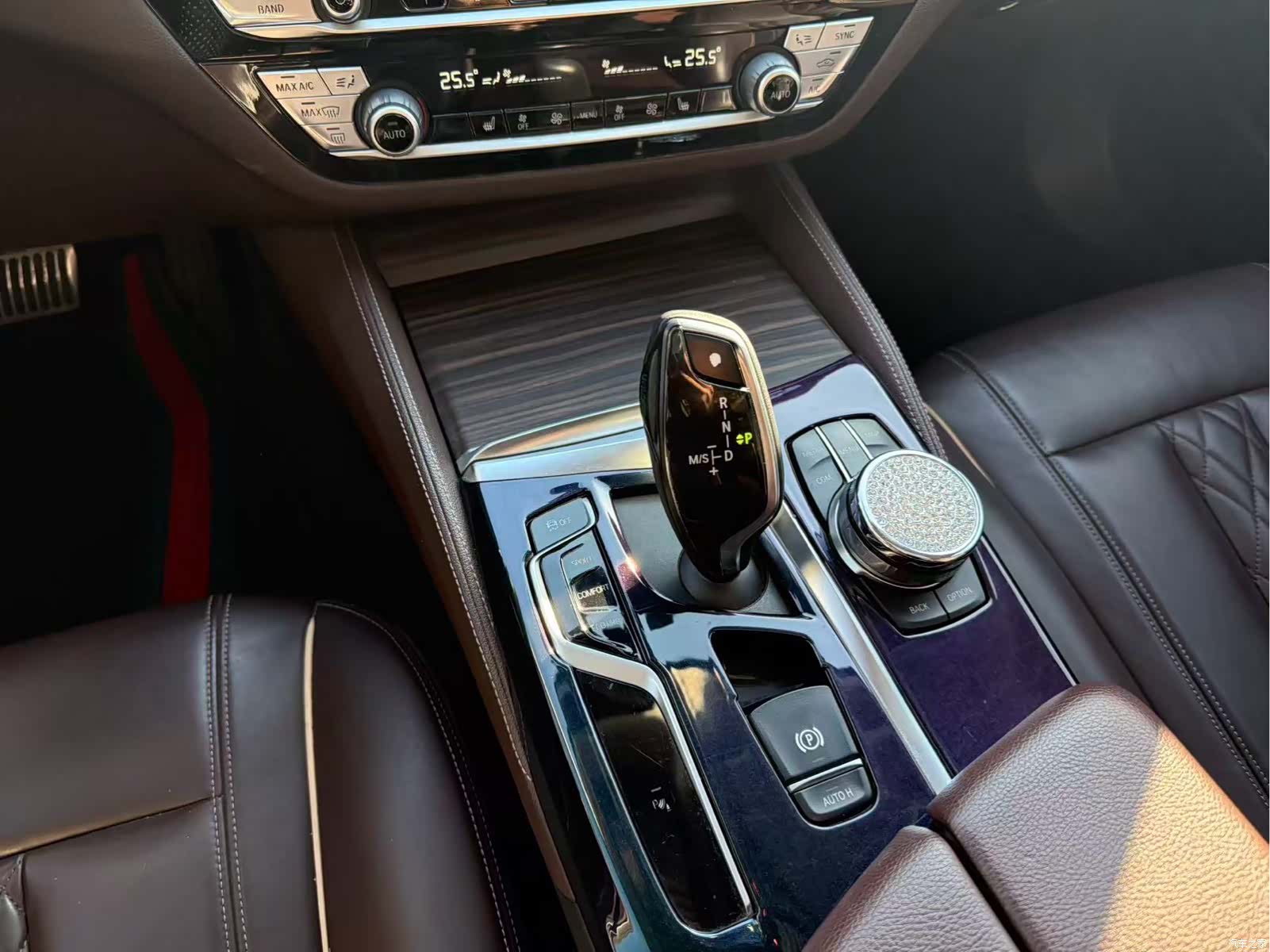 BMW 5 Series, 2019 13