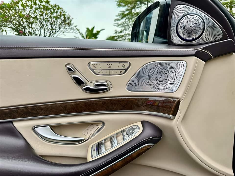 Mercedes-Benz Maybach S-class