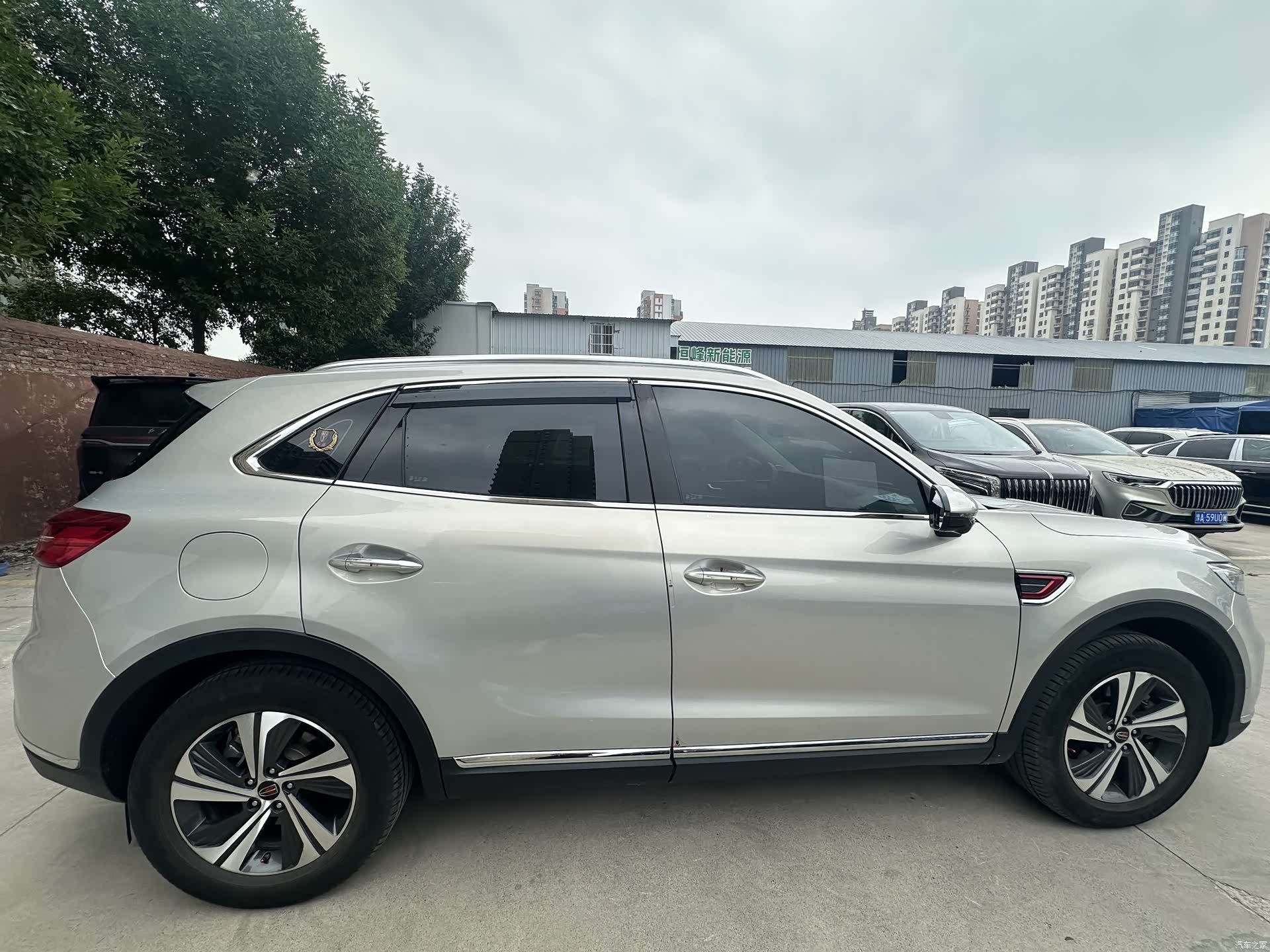 Hongqi HS5, 2021 8