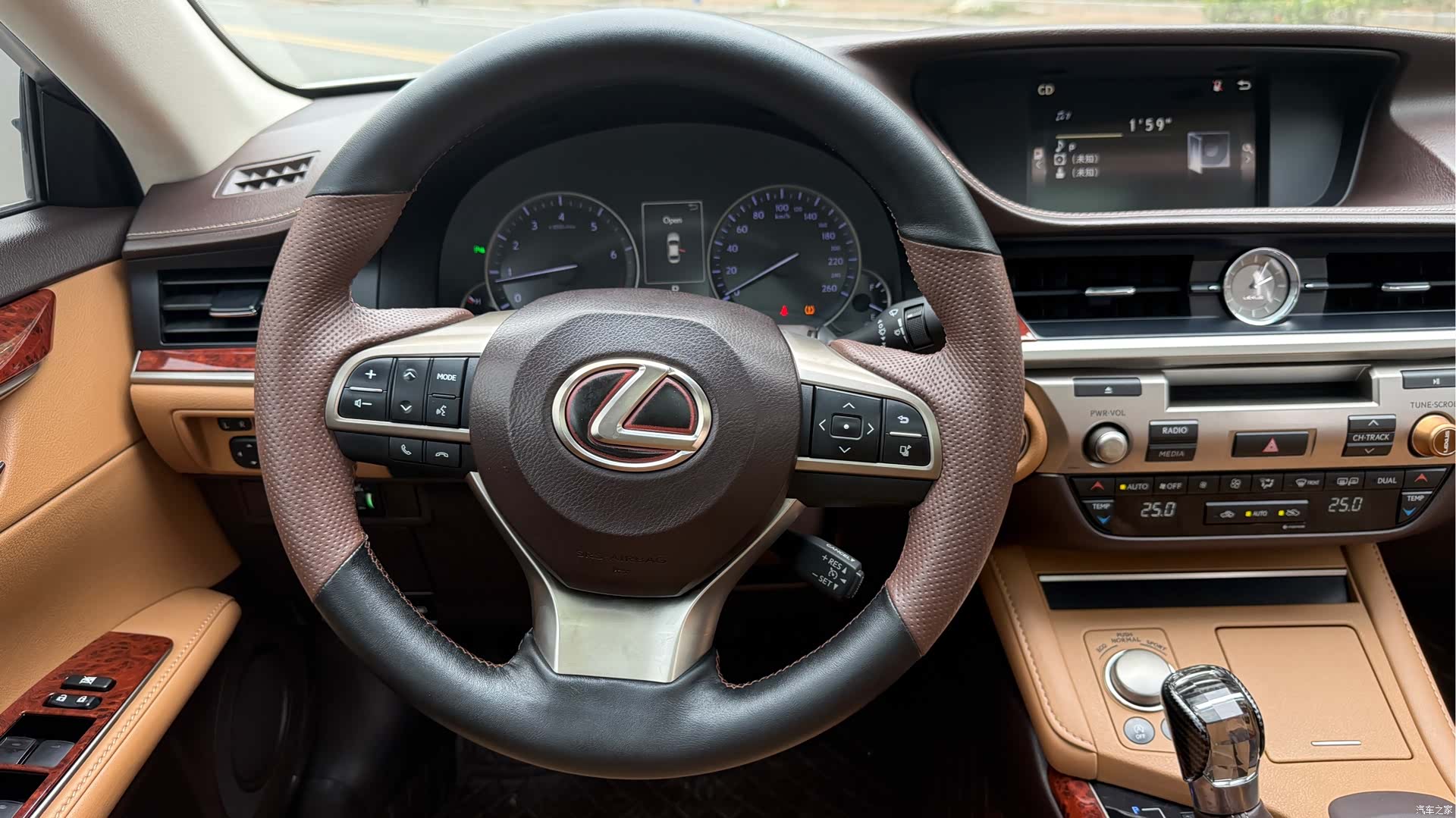 Lexus ES, 2017 16