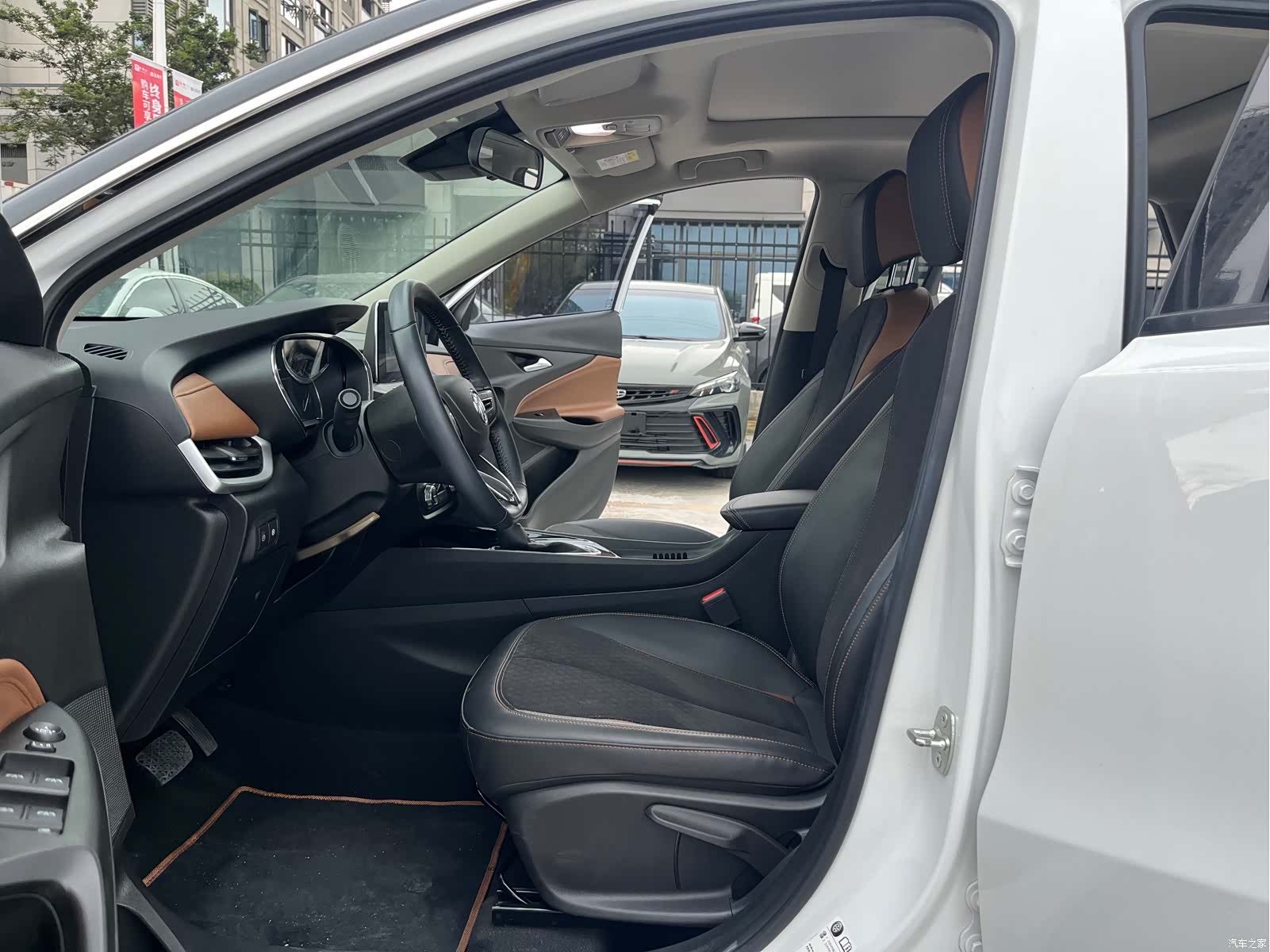 Buick Encore, 2021 14
