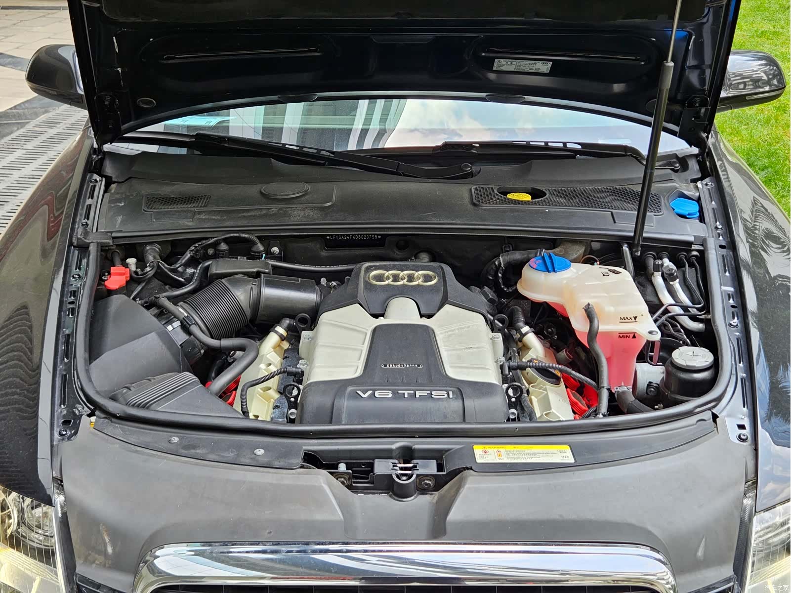Audi A6L, 2011 4
