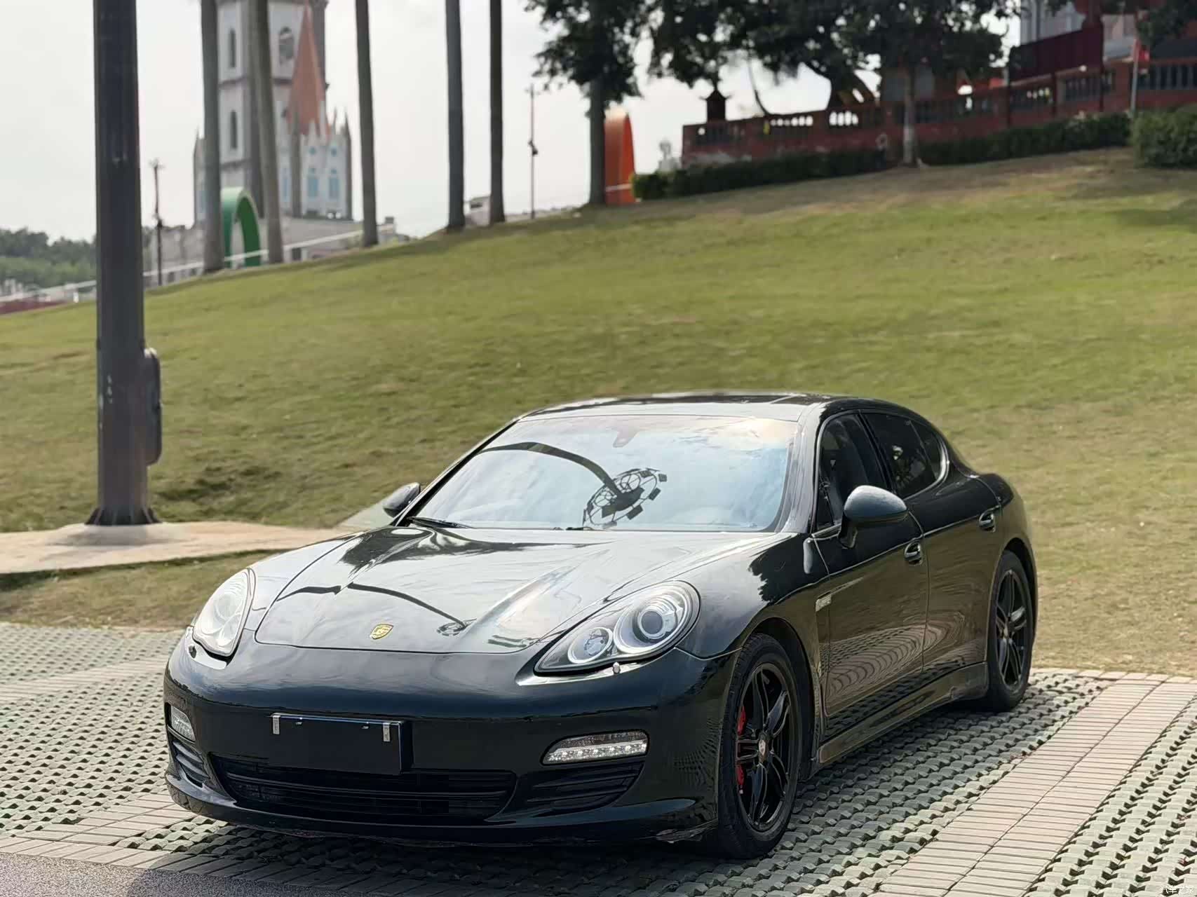 Porsche Panamera, 2012 1