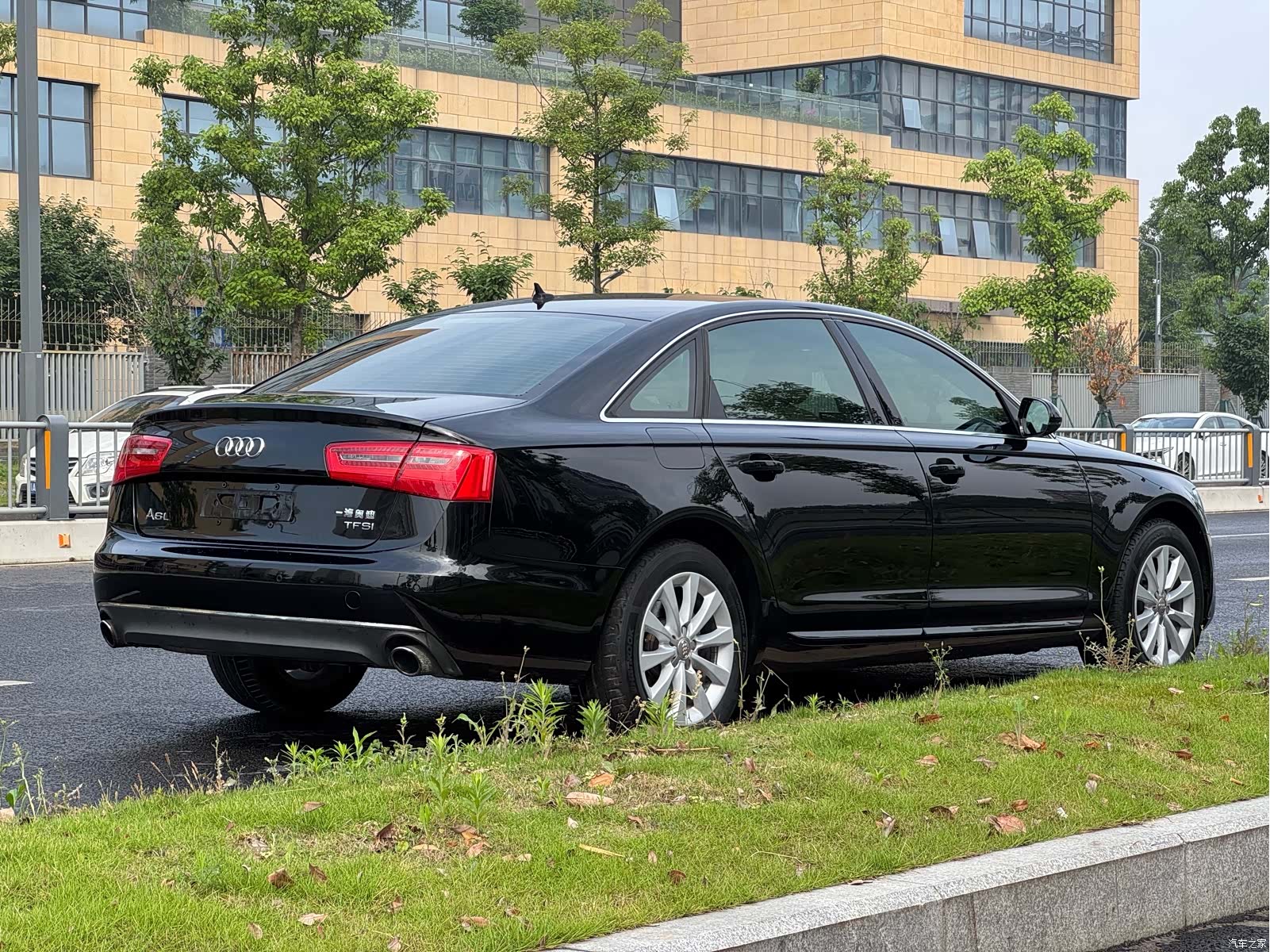 Audi A6L, 2014 17