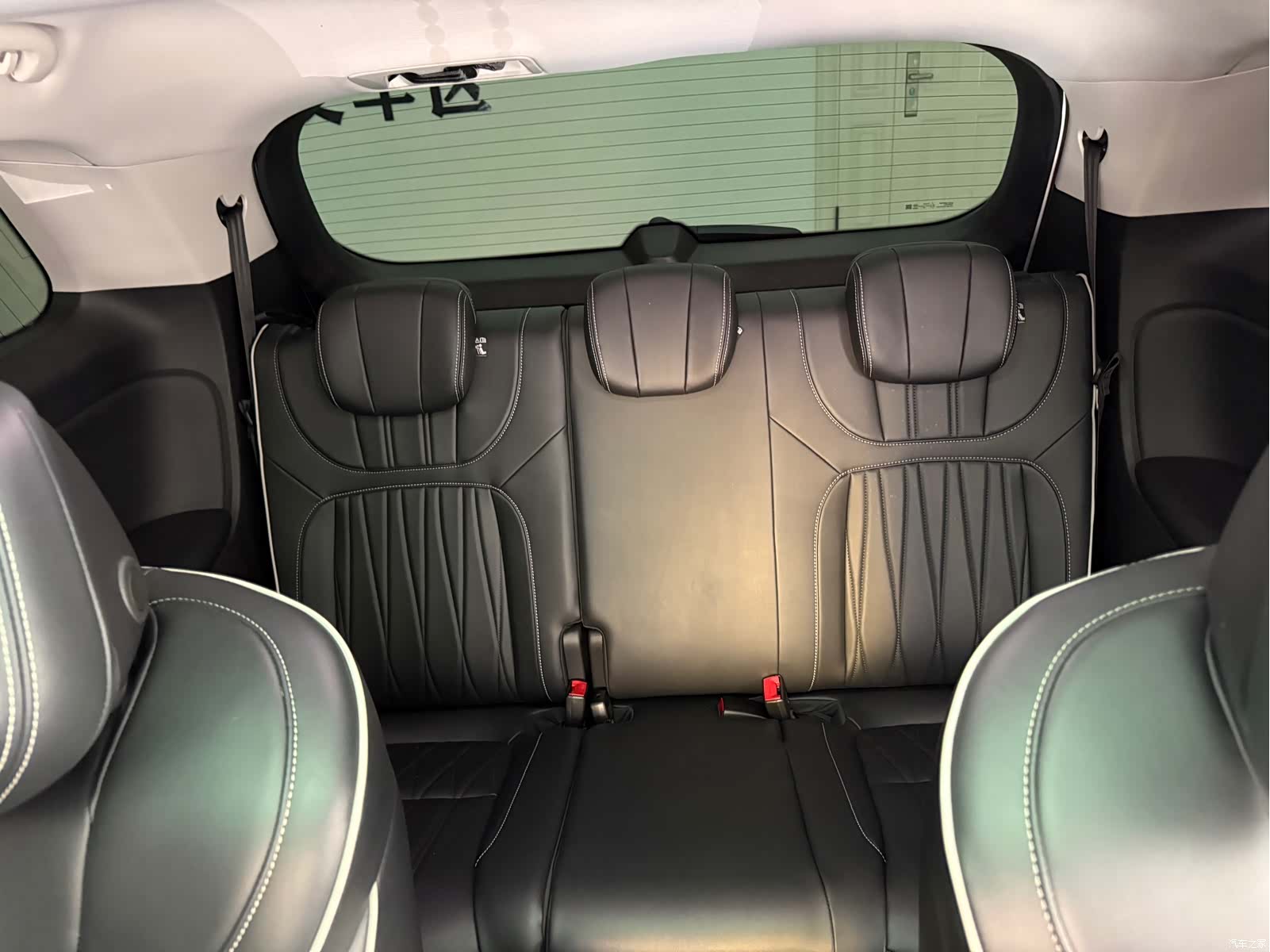 Roewe iMAX8, 2021 6