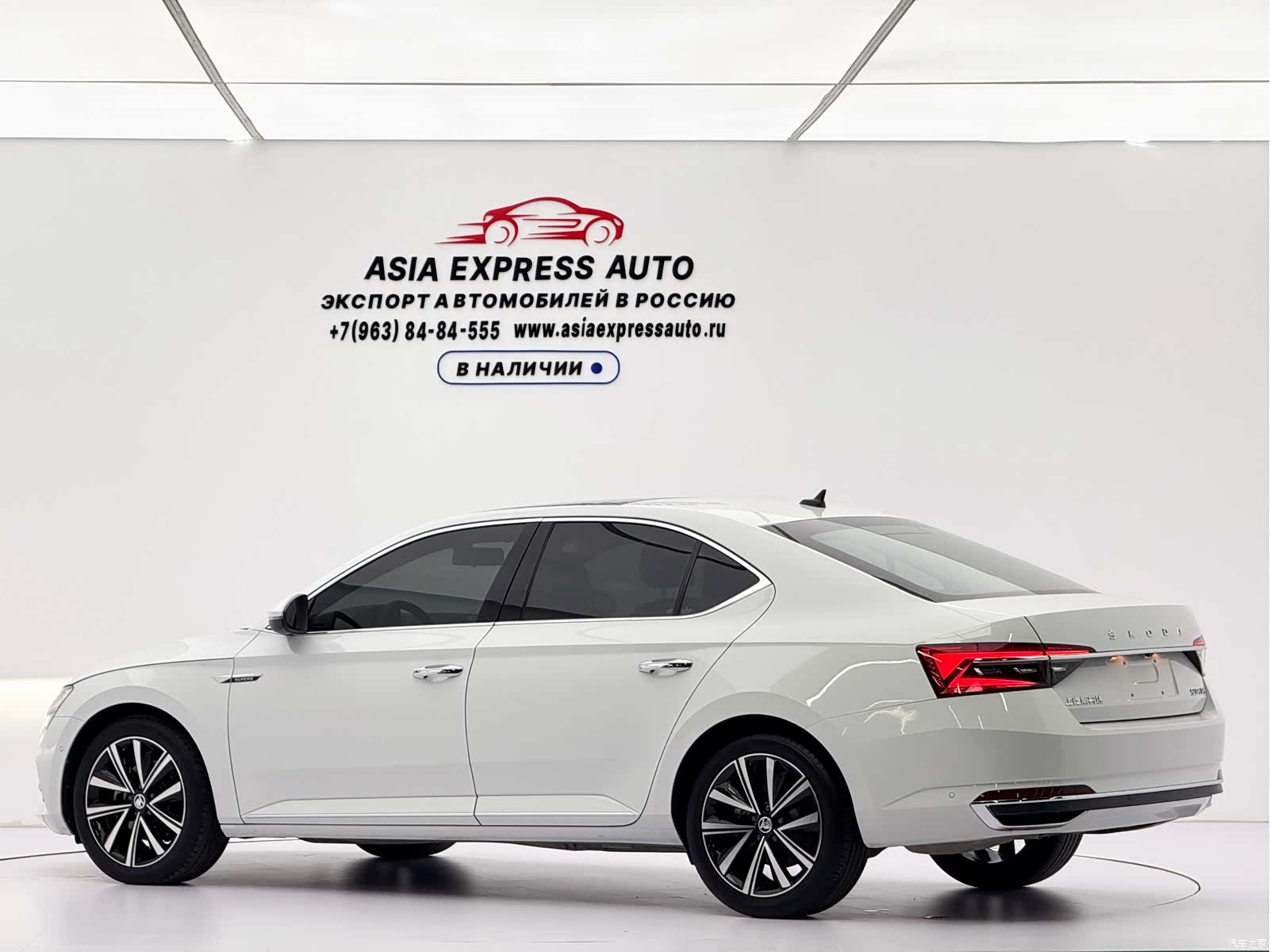 Skoda Superb, 2023 6