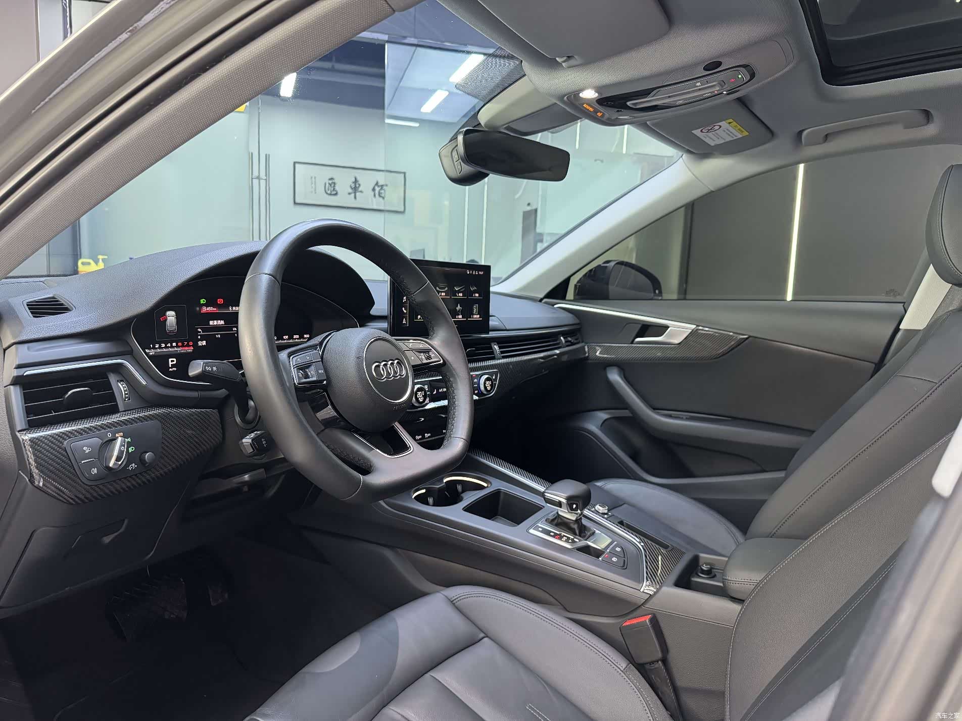 Audi A4, 2022 все фото