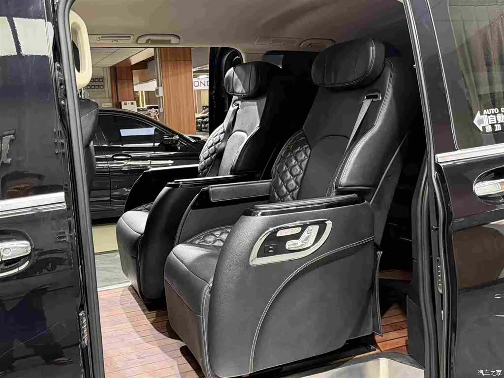 Mercedes-Benz VI, 2020 все фото