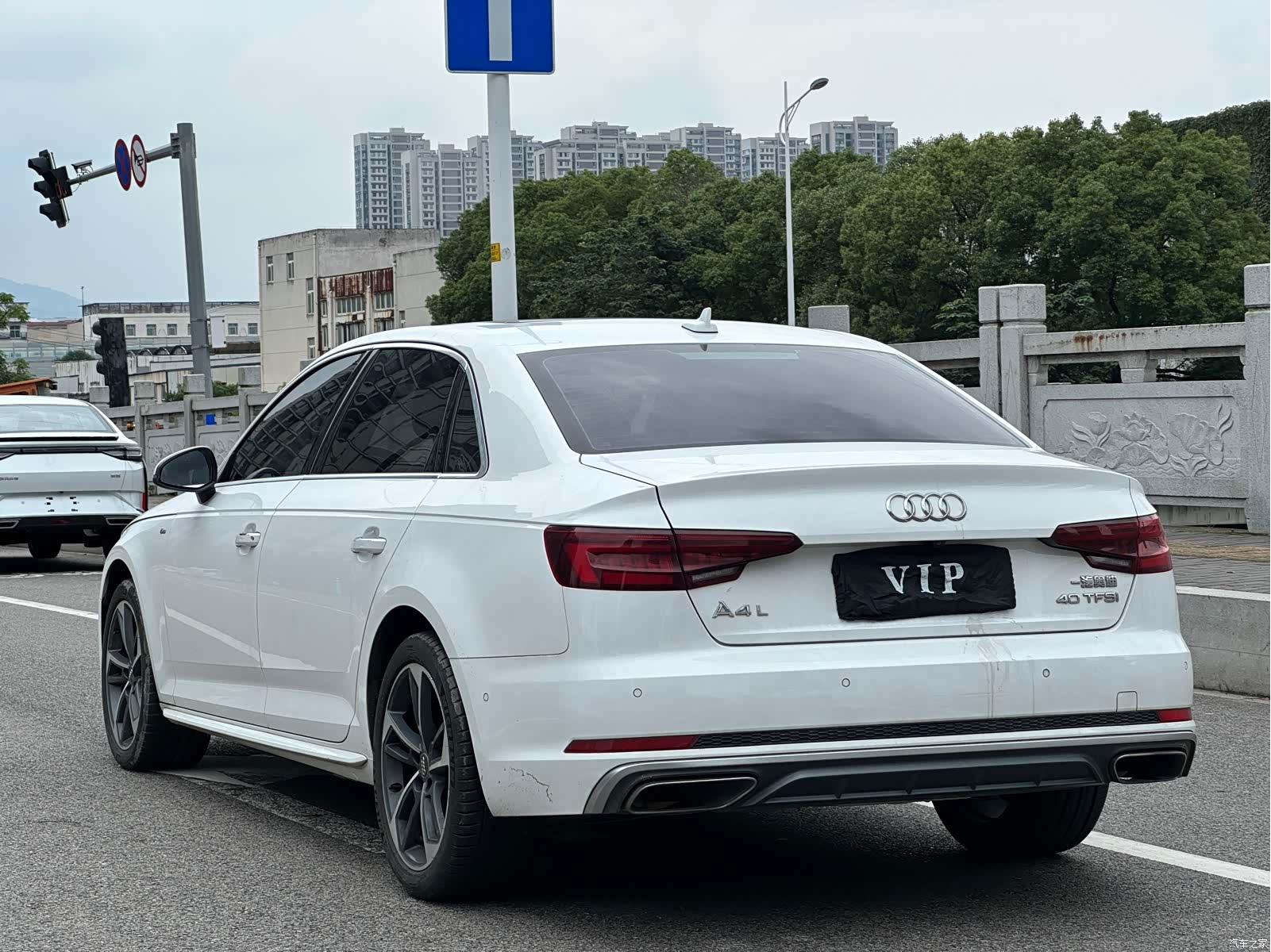 Audi A4L, 2019 17