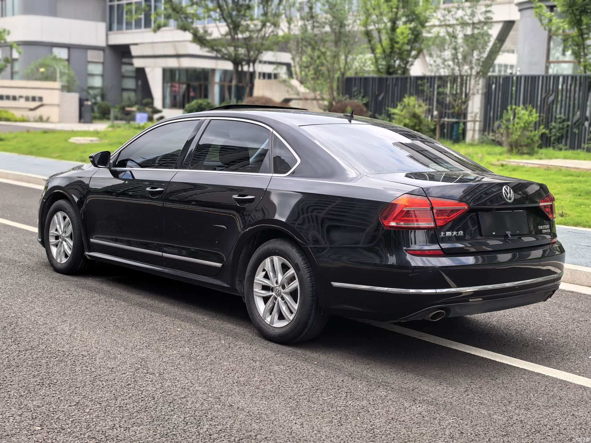 Volkswagen Passat, 2017 все фото