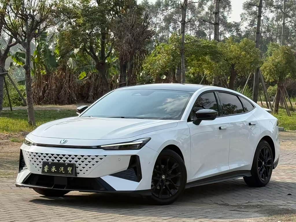 Changan UNI-V