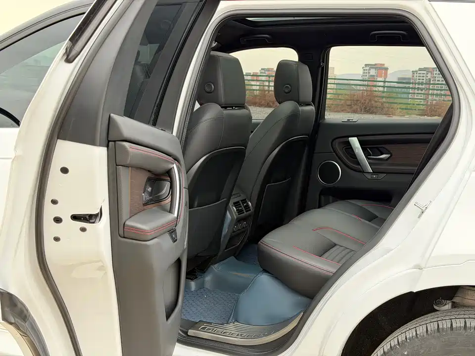 Land Rover Discover sports