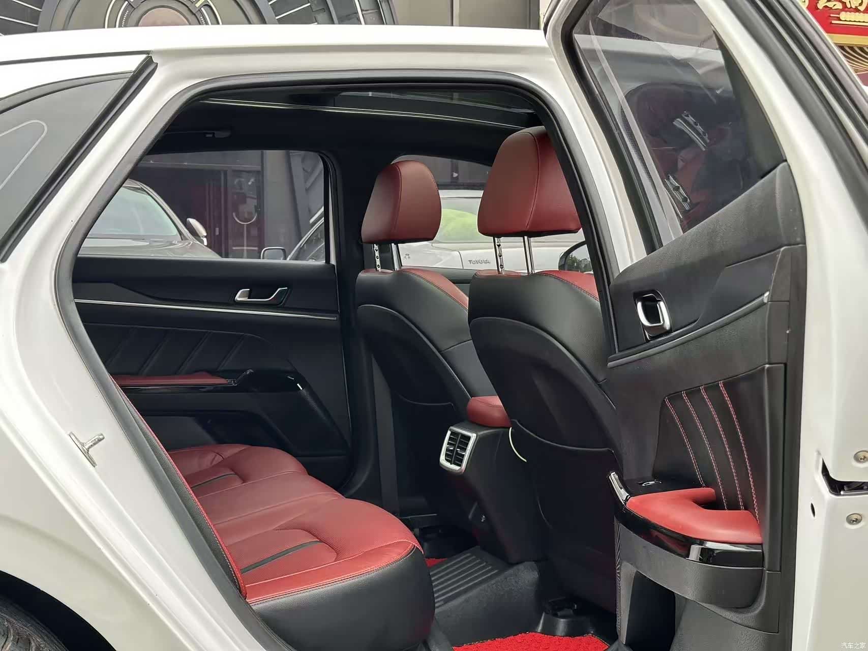 Kia K5, 2021 11