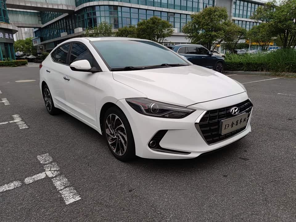 Hyundai Lead Hyundai Lead