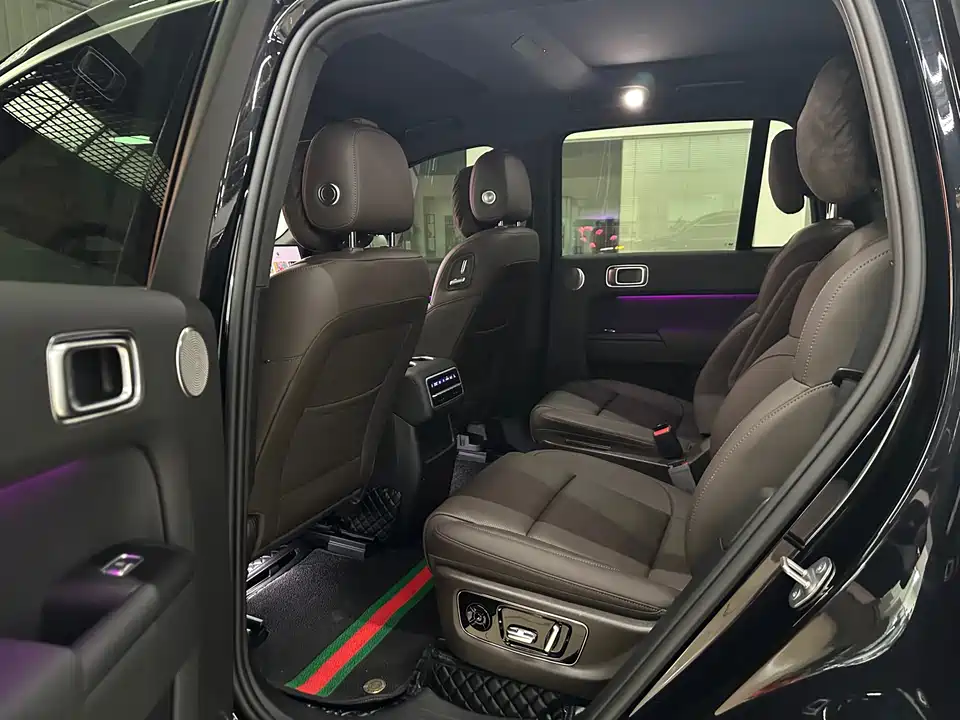 Li Auto Ideal L8