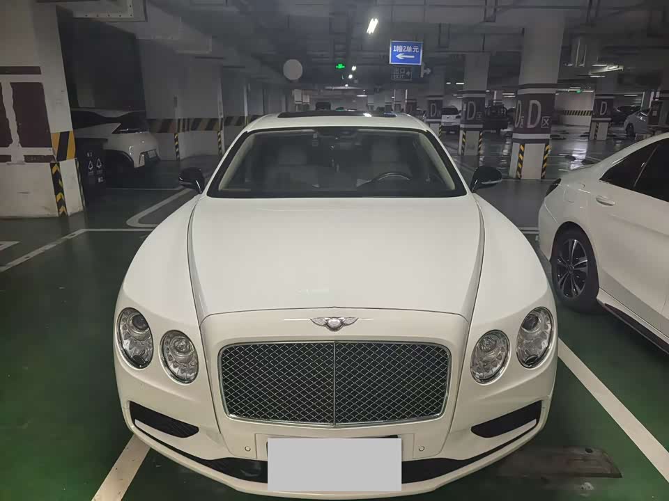 Bentley Flying