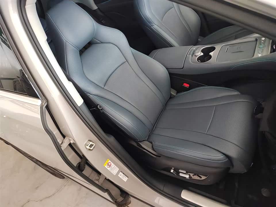 BYD Sea Lion 07 DM-i