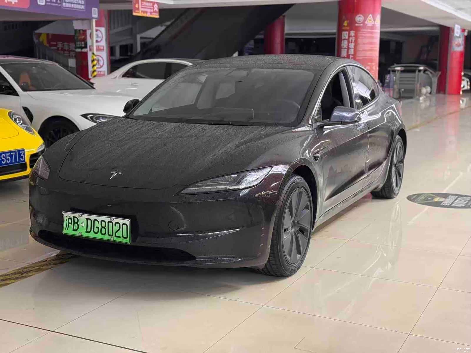 Tesla Model 3, 2025 1