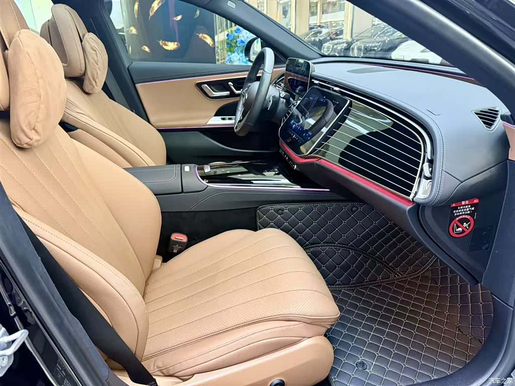 Mercedes-Benz E-Class, 2024 18