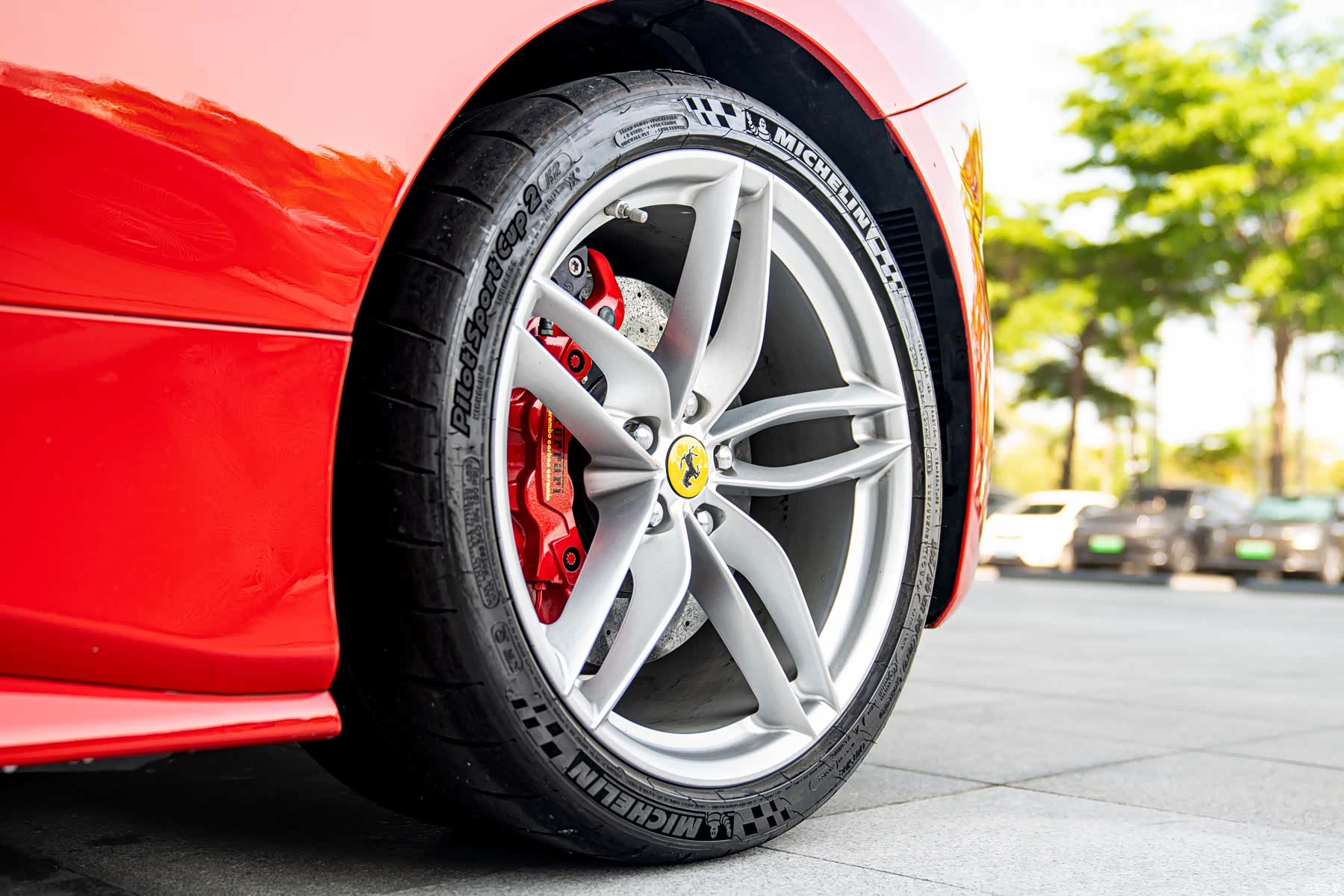 Ferrari 488, 2018 8