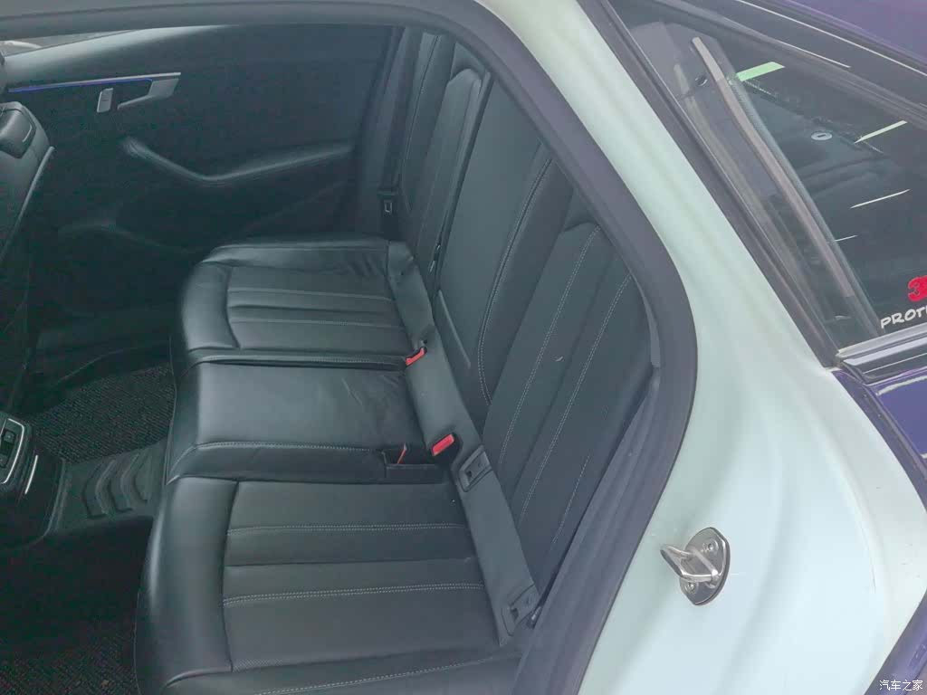 Audi A4L, 2024 14