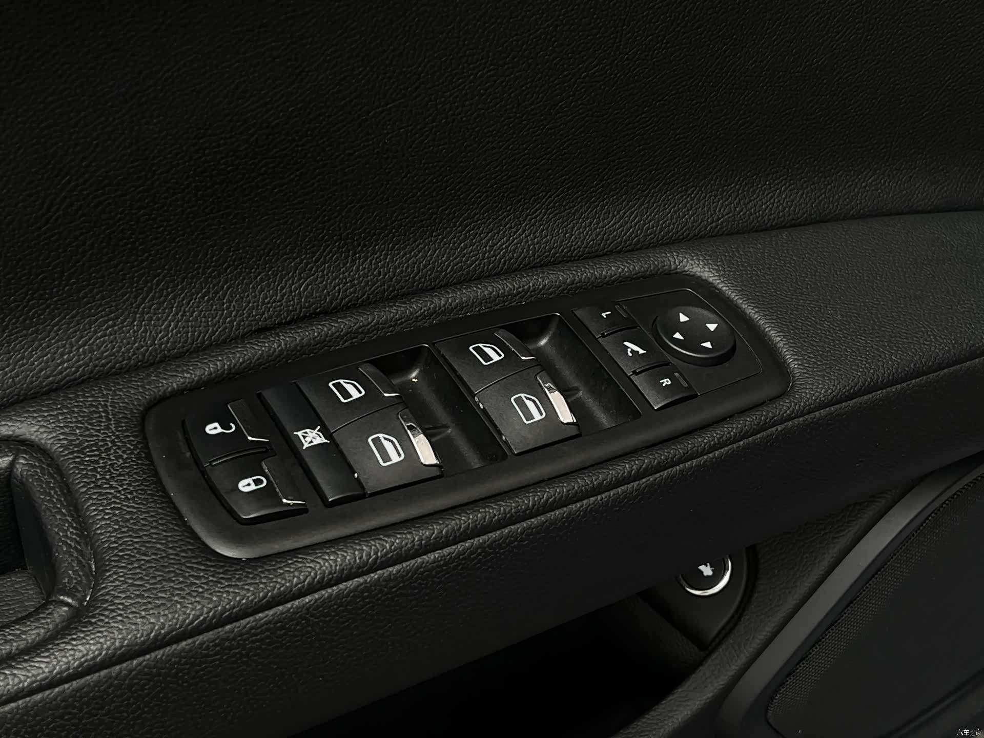 Maserati Ghibli, 2015 17