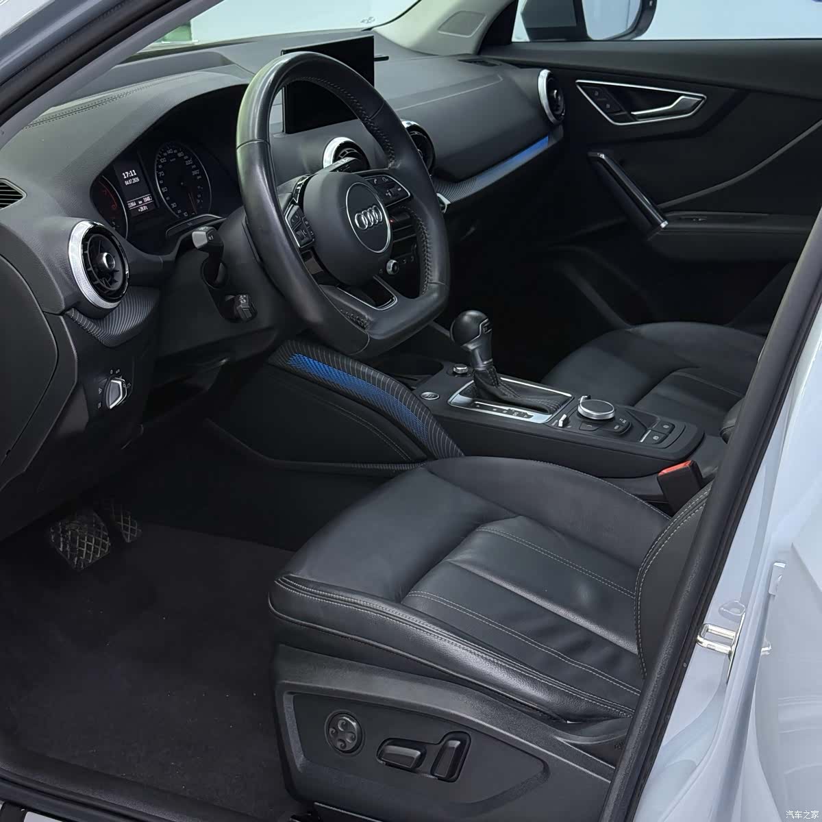 Audi Q2L, 2022 7