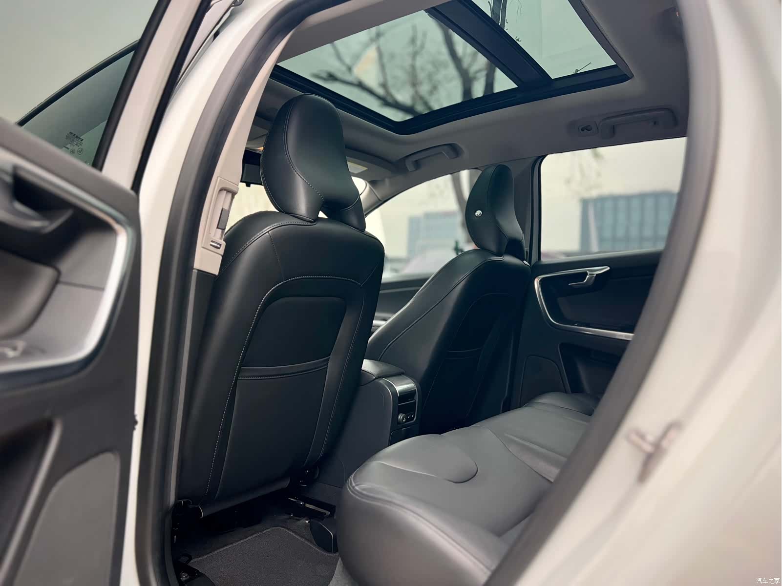 Volvo XC60, 2017 26