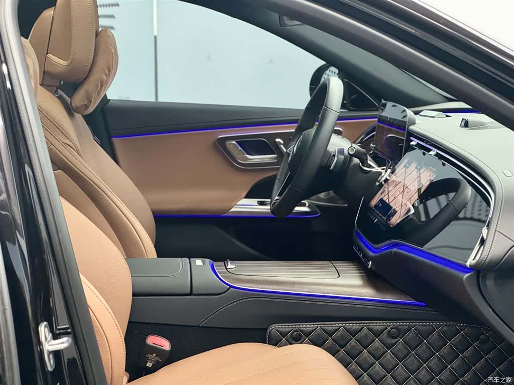 Mercedes-Benz E-Class, 2025 9