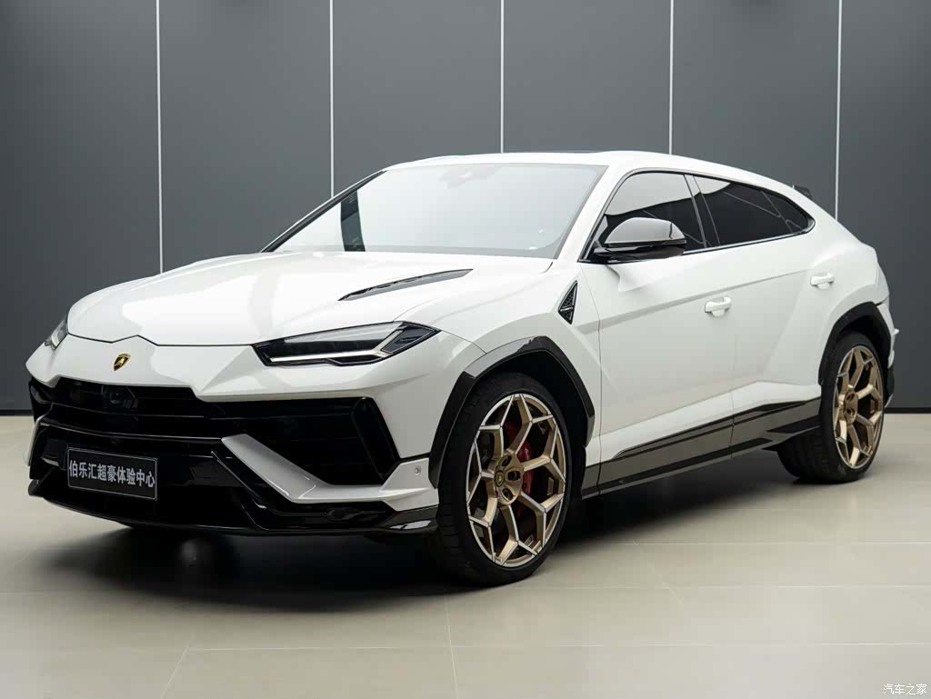 Lamborghini Urus, 2024 2