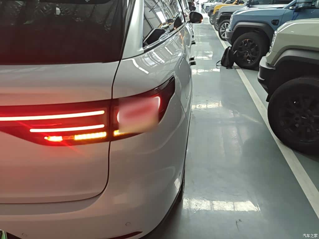 Leapmotor C16, 2025 8