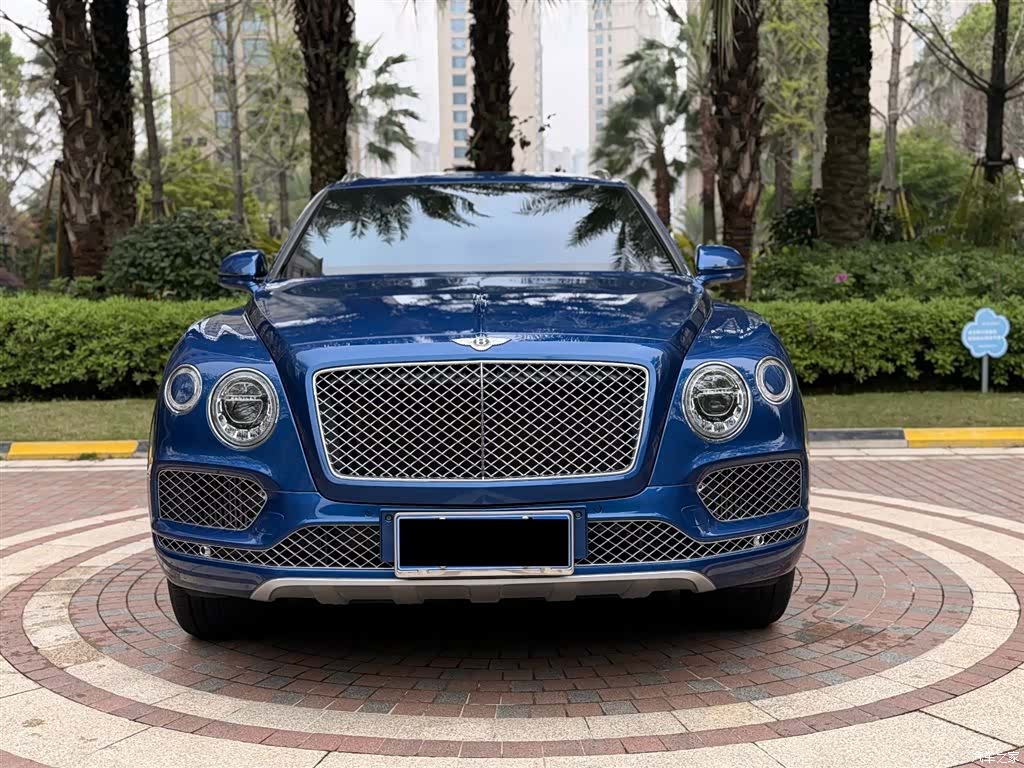 Bentley Bentayga, 2017 2