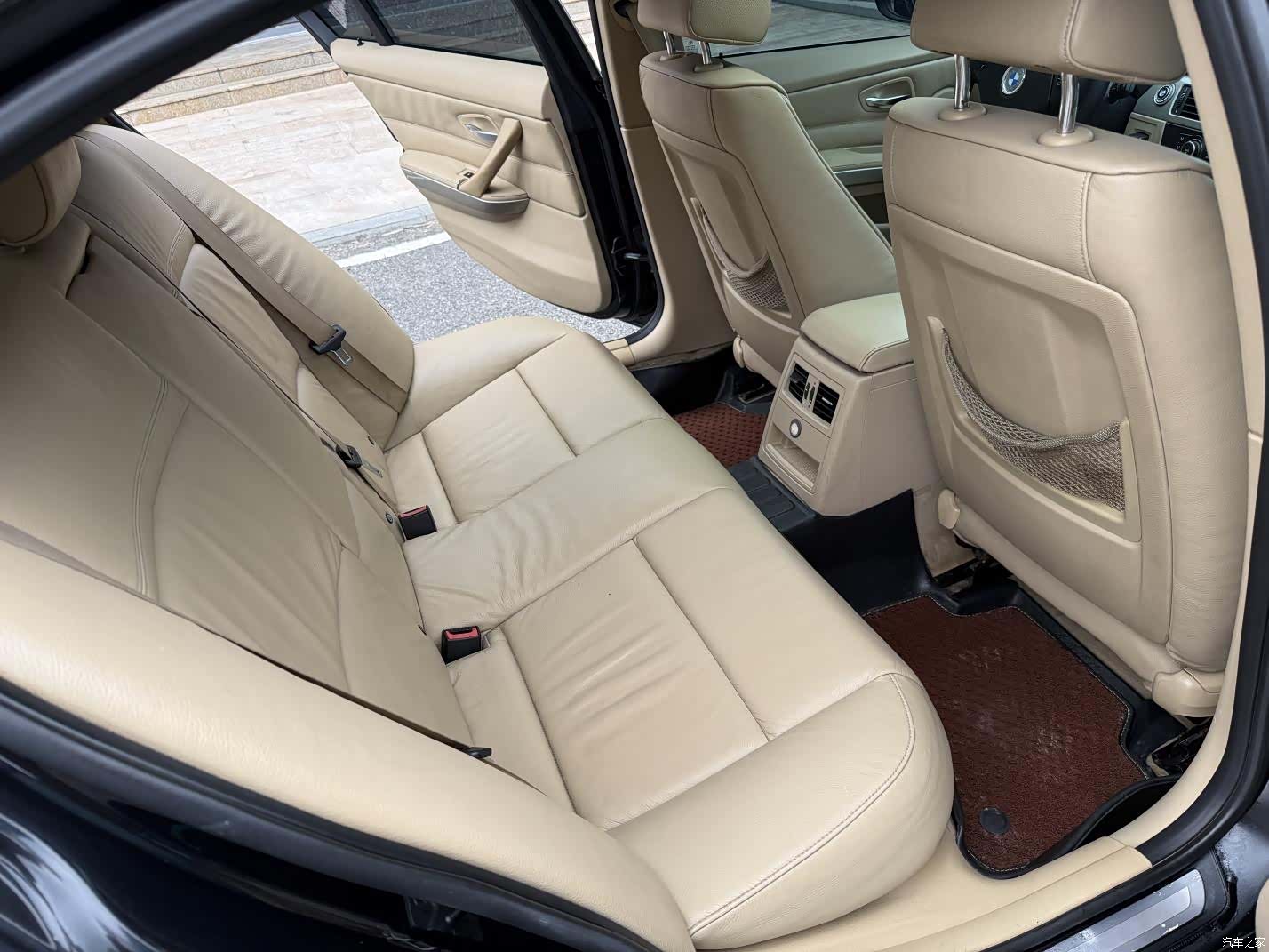 BMW 3 Series, 2011 12