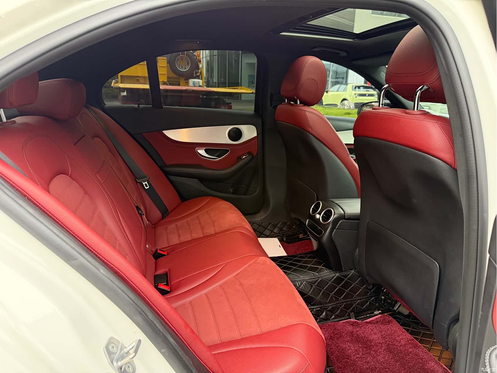 Mercedes-Benz C-Class, 2019 17