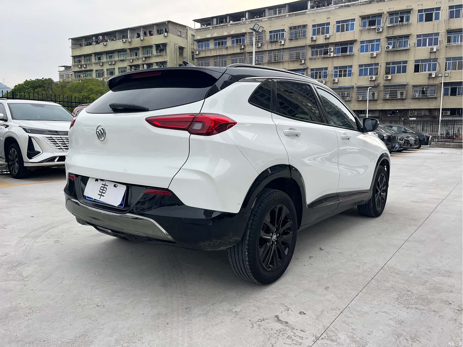 Buick Encore, 2021 все фото